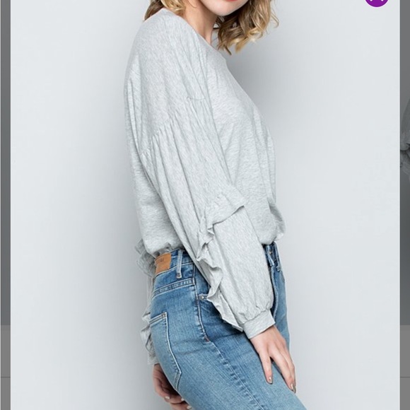 Womens Flare/Frill Designed Top - Picture 3 of 11